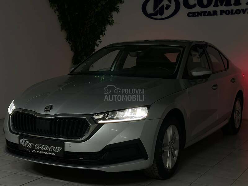 Škoda Octavia 1.0 TSI BUSINES AUT