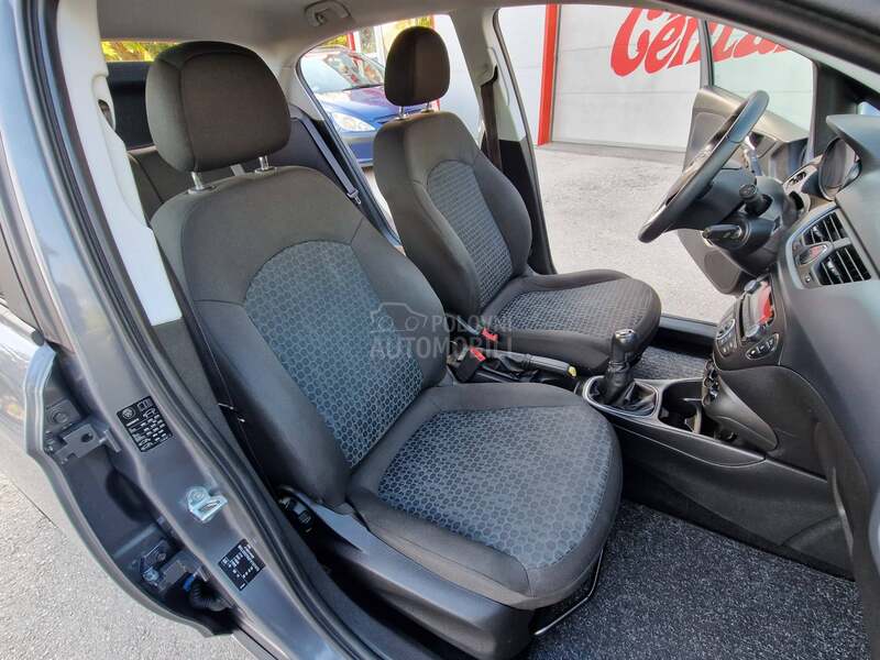Opel Corsa E 1.3 cdti FABRIKA N0V