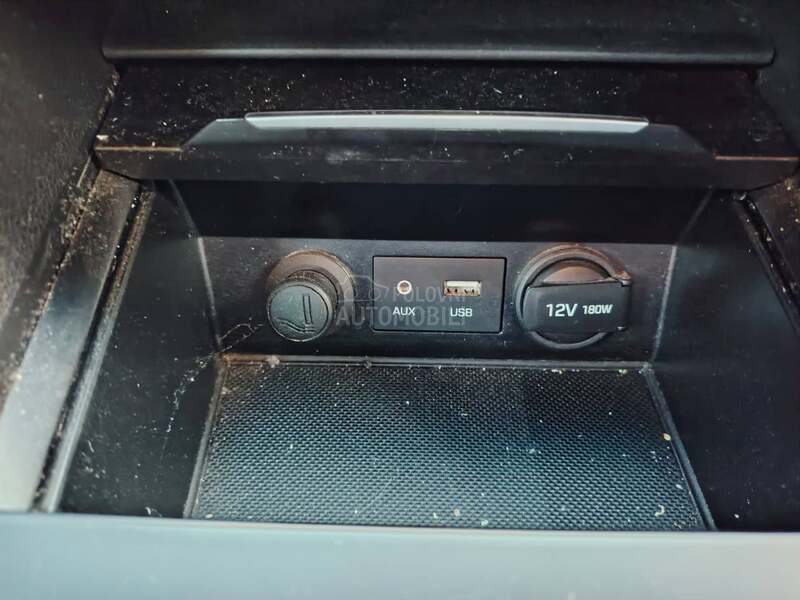 Hyundai Elantra 1.6 CRDI 4VR