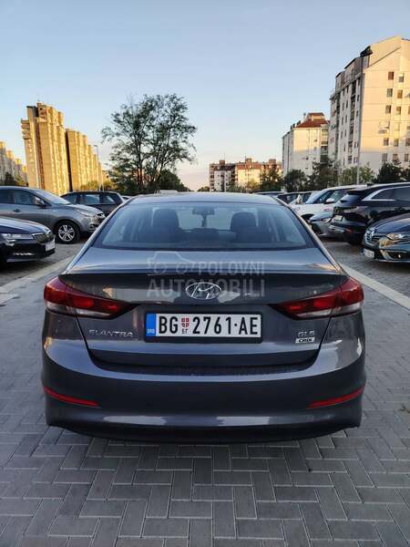 Hyundai Elantra 1.6 CRDI 4VR