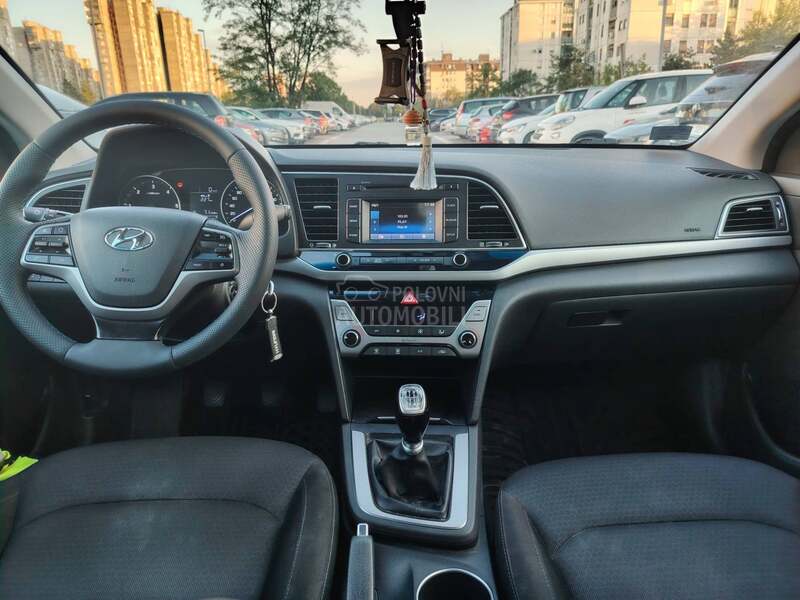 Hyundai Elantra 1.6 CRDI 4VR