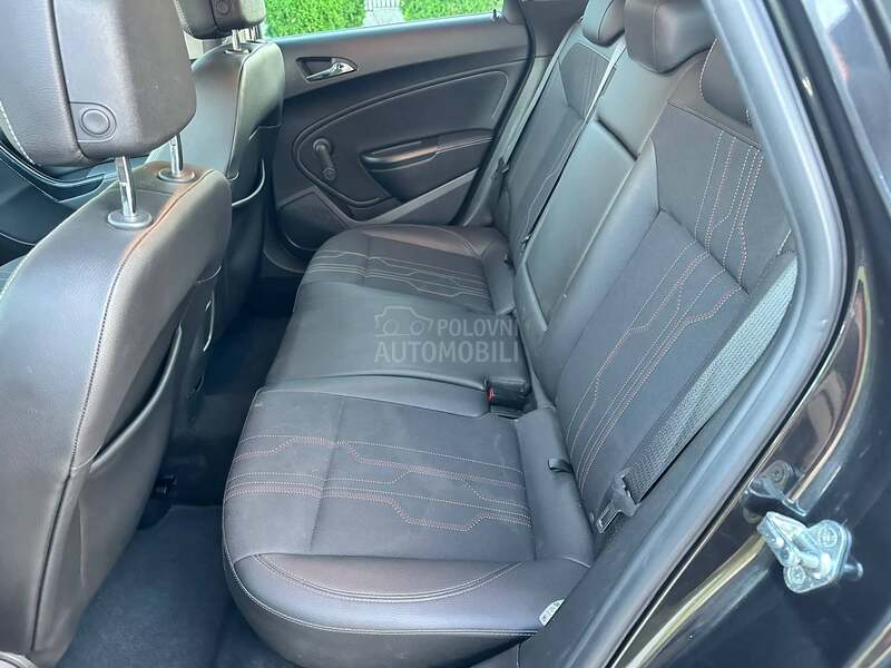 Opel Astra J 1.4 TURBO