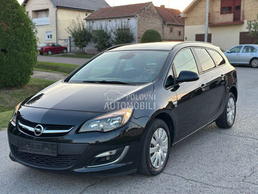 Opel Astra J 1.4 TURBO