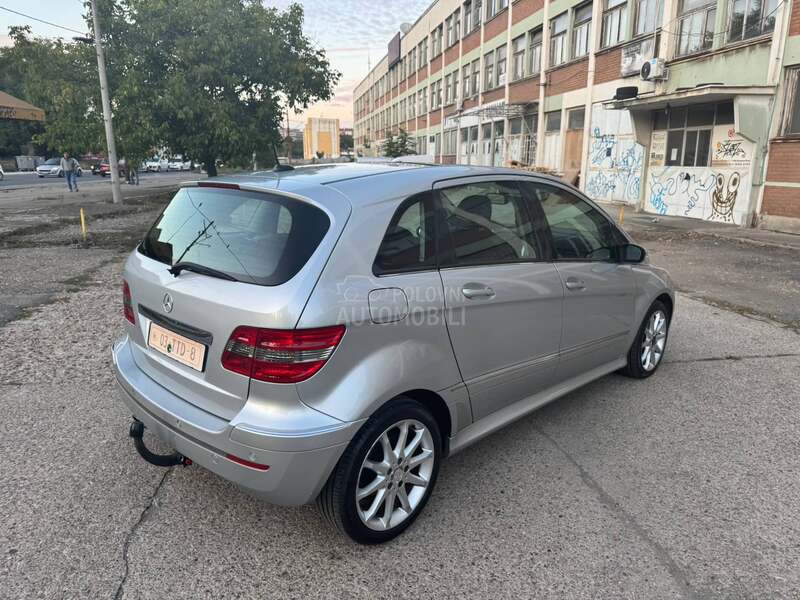 Mercedes Benz B 200 SPORT NOVA