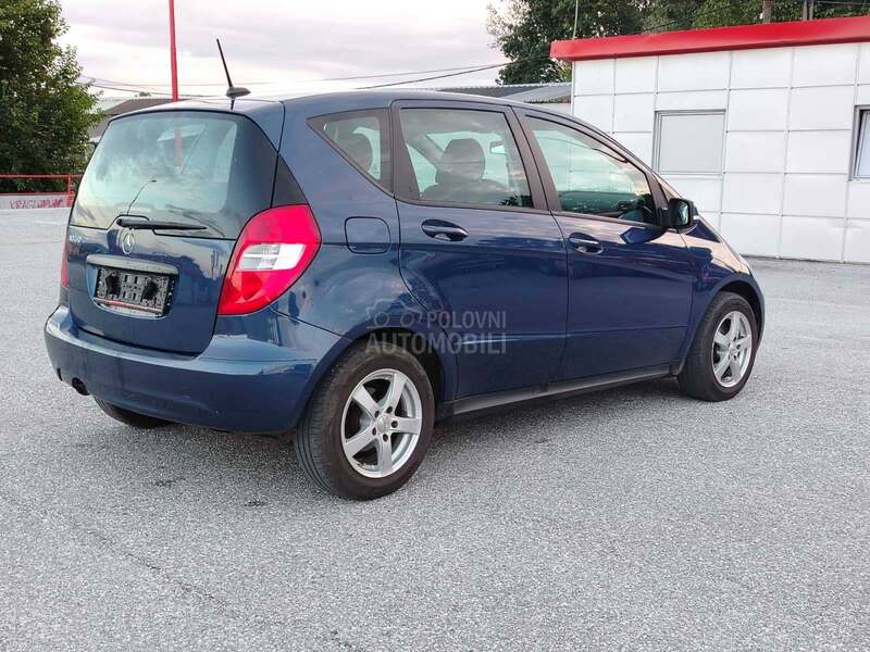 Mercedes Benz A 160 1.5 BLUE EFFICIENCY