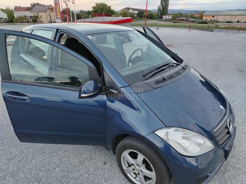Mercedes Benz A 160 1.5 BLUE EFFICIENCY