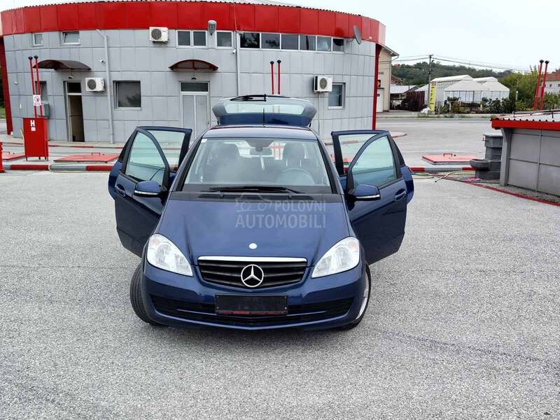 Mercedes Benz A 160 1.5 BLUE EFFICIENCY