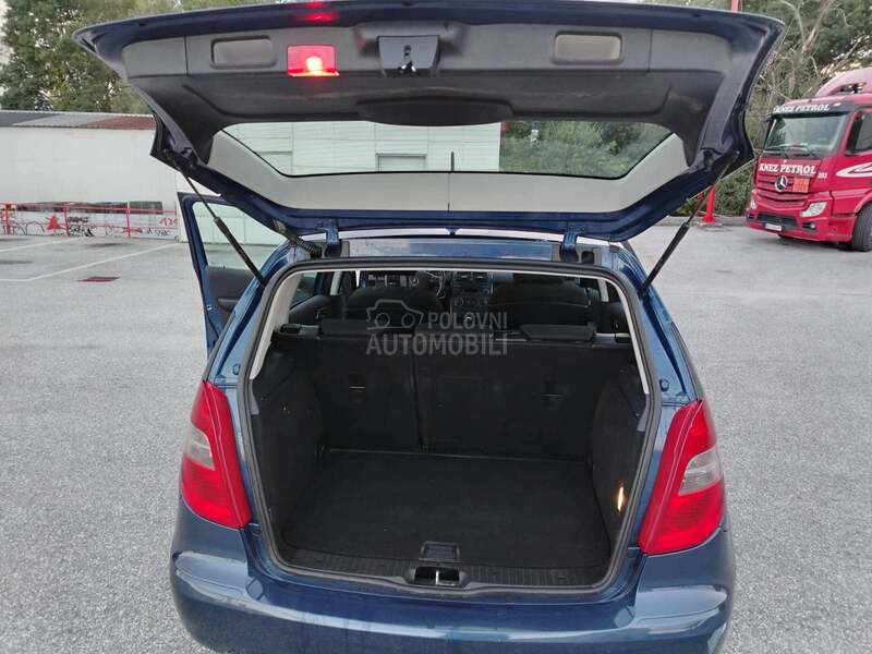 Mercedes Benz A 160 1.5 BLUE EFFICIENCY