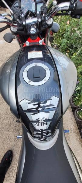 Suzuki Gladius SVF 650