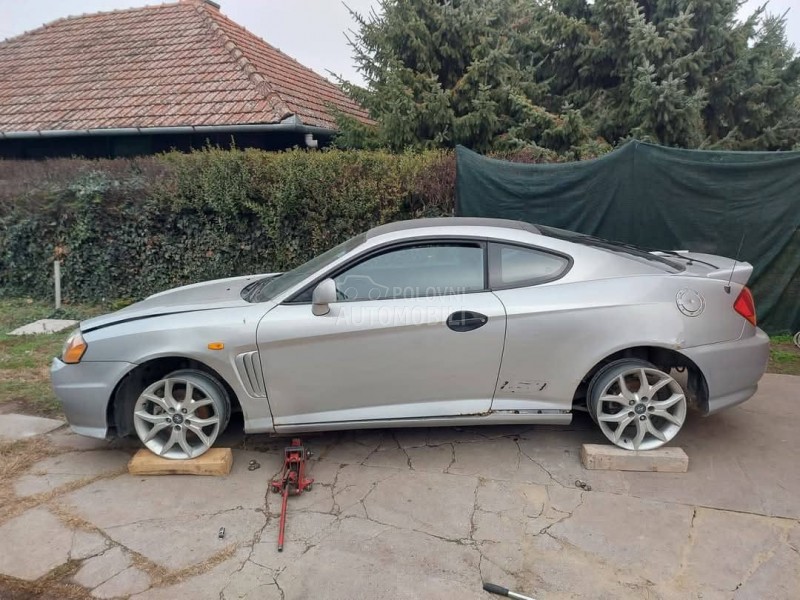 Hyundai Coupe 