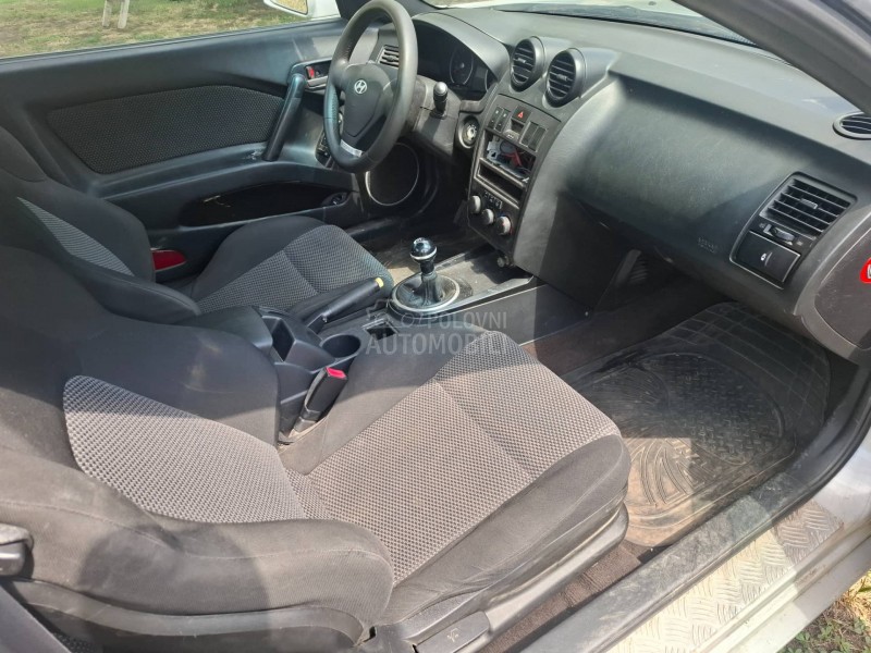 Hyundai Coupe 
