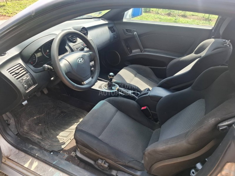 Hyundai Coupe 