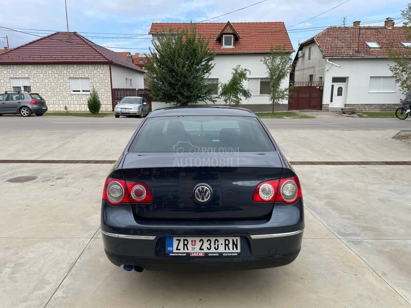Volkswagen Passat B6 2.0  TDI  HIGH LINE