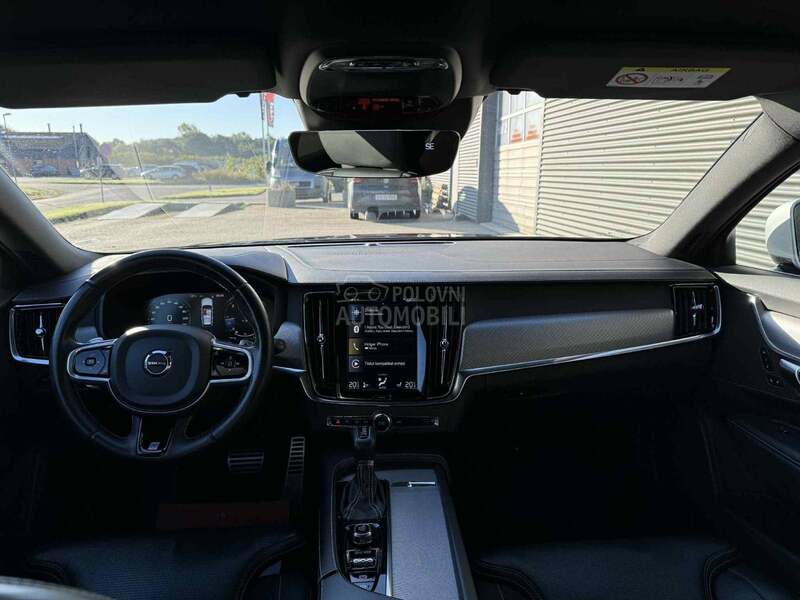Volvo V90 R DESIGN