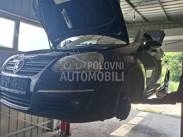 Volkswagen Golf 5 -  kompletan auto u delovima