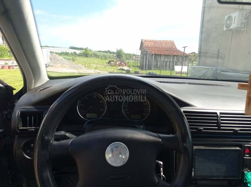 Volkswagen Passat B5.5 