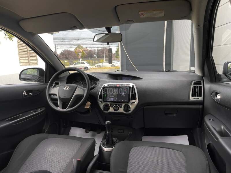 Hyundai i20 