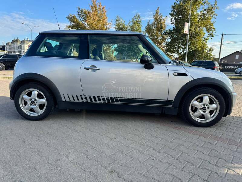 MINI One 