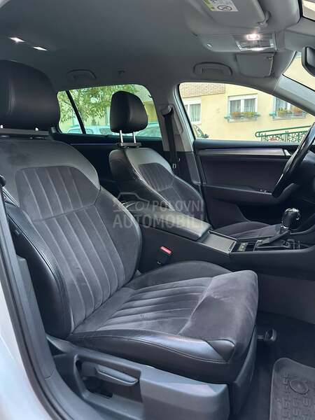 Škoda Superb 2.0 TDI DSG Style
