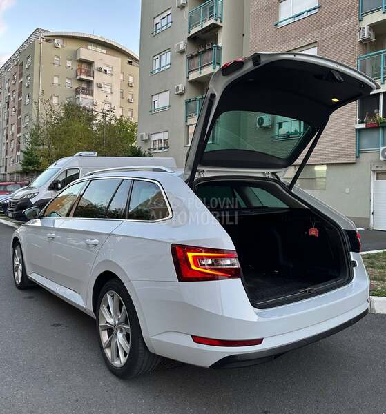 Škoda Superb 2.0 TDI DSG Style