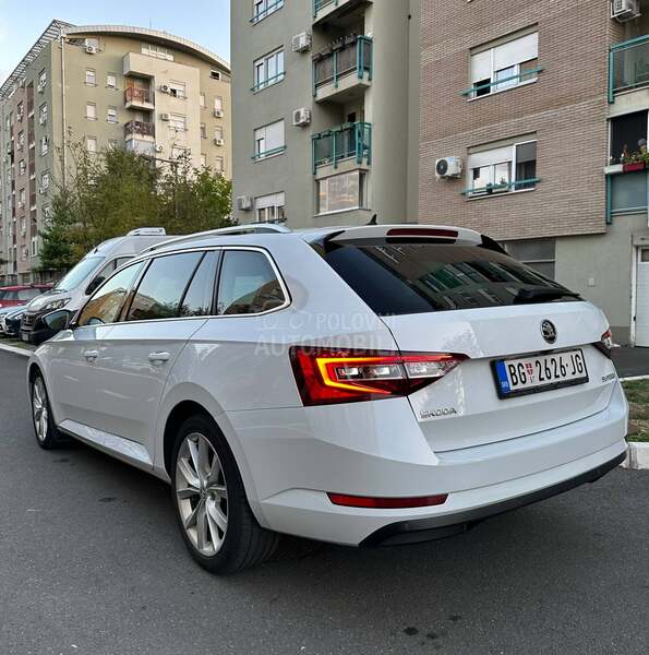 Škoda Superb 2.0 TDI DSG Style
