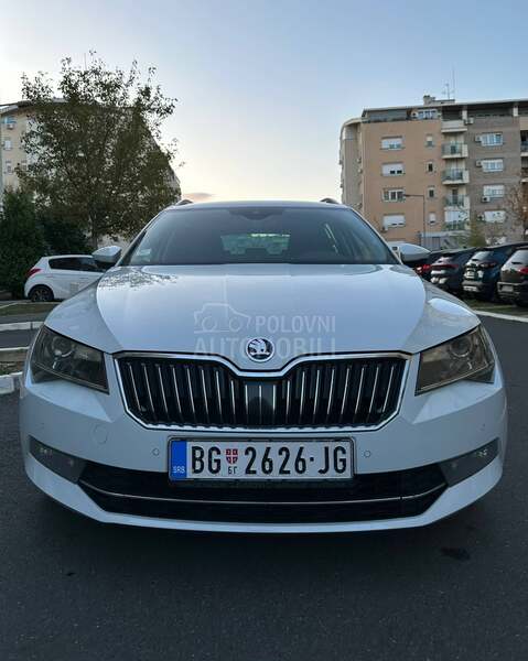 Škoda Superb 2.0 TDI DSG Style
