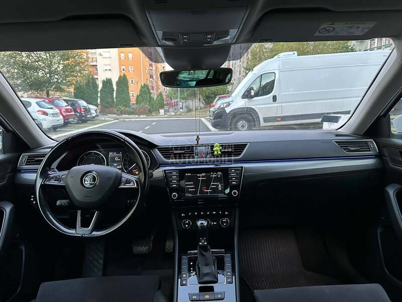 Škoda Superb 2.0 TDI DSG Style