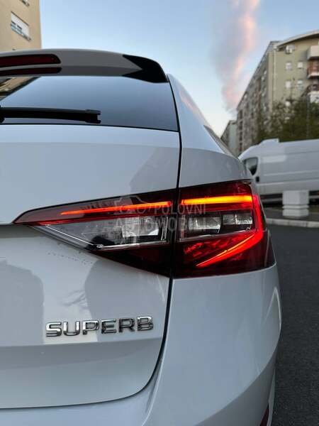 Škoda Superb 2.0 TDI DSG Style