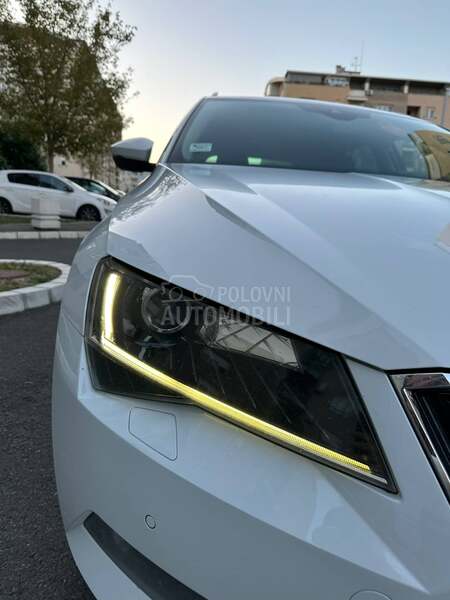 Škoda Superb 2.0 TDI DSG Style