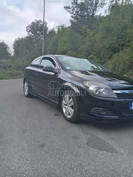 Opel Astra H GTC
