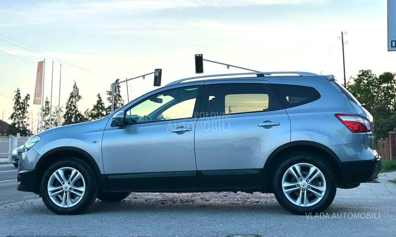 Nissan Qashqai + 2 1.5 DCI BAS DOBAR