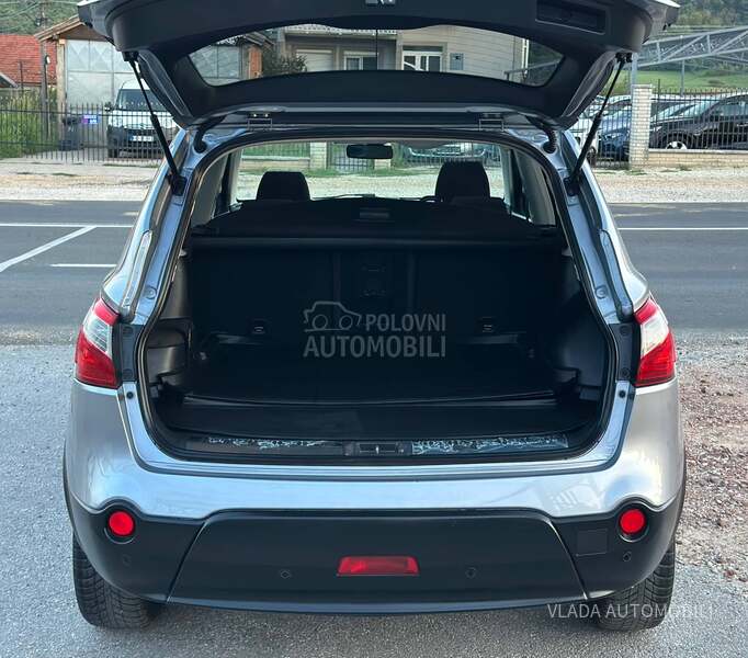 Nissan Qashqai + 2 1.5 DCI BAS DOBAR