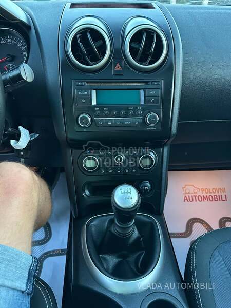Nissan Qashqai + 2 1.5 DCI BAS DOBAR