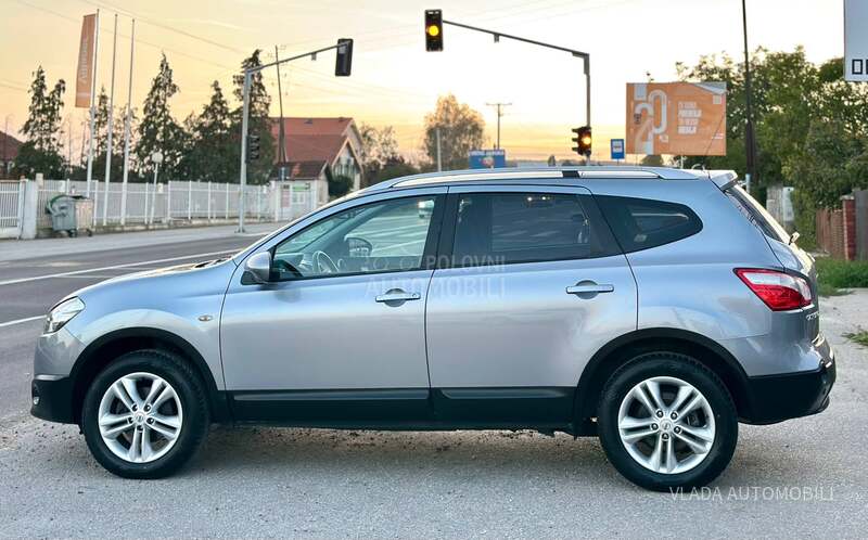Nissan Qashqai + 2 1.5 DCI BAS DOBAR