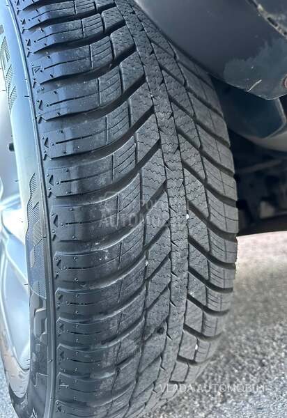 Nissan Qashqai + 2 1.5 DCI BAS DOBAR