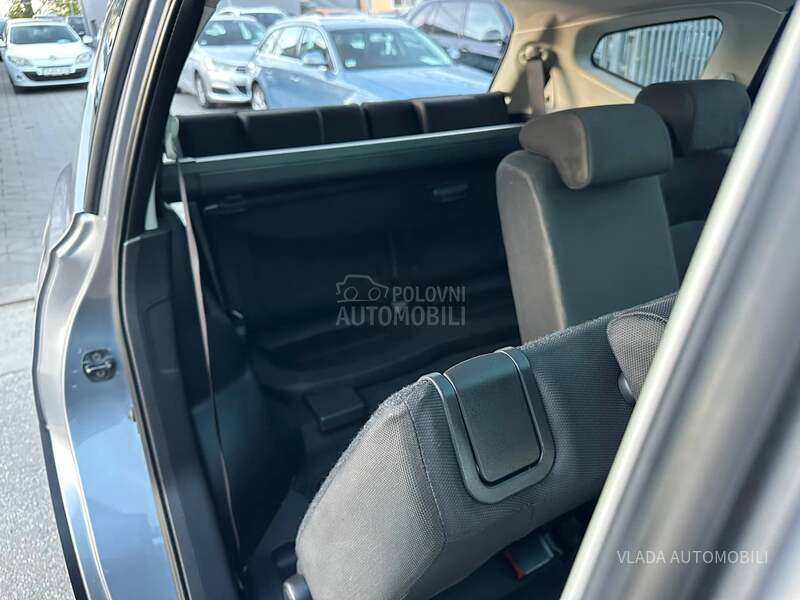 Nissan Qashqai + 2 1.5 DCI BAS DOBAR