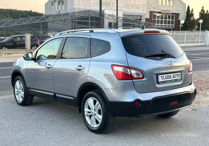 Nissan Qashqai + 2 1.5 DCI BAS DOBAR