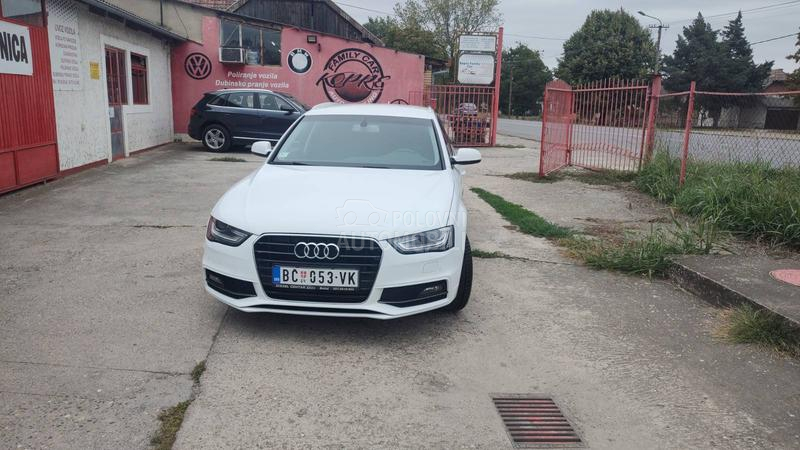 Audi A4 S LINE