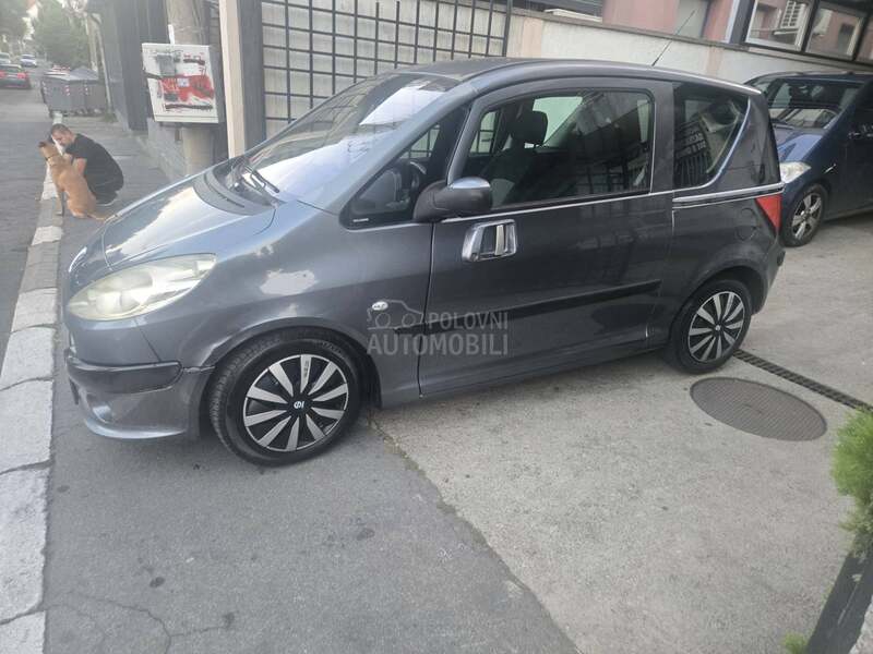 Peugeot 1007 1,4 Trendy