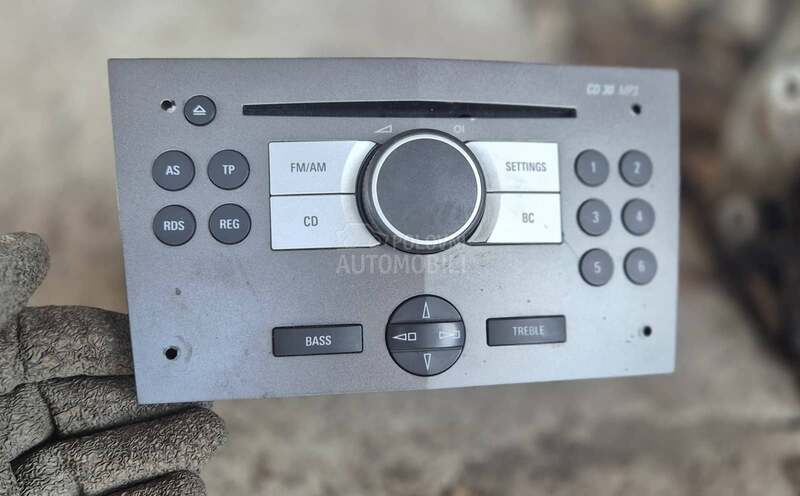 Radio CD player