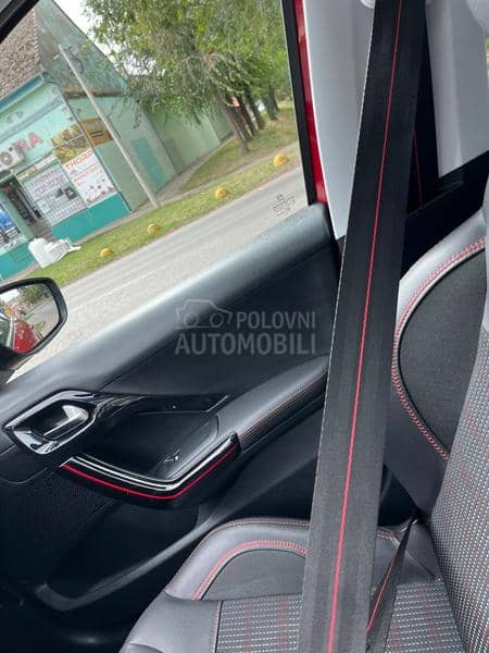Peugeot 2008 GT-line N.O.V. Peugeot 2008 GT-line N.O.V.