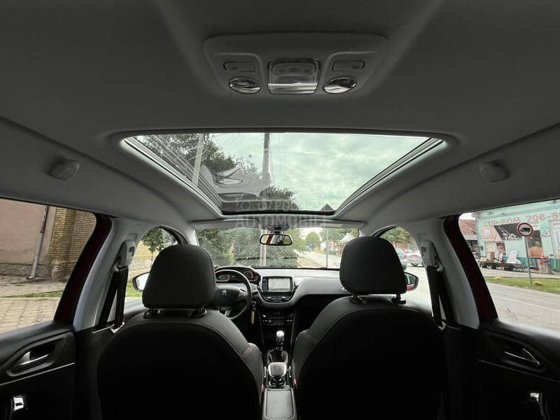 Peugeot 2008 GT-line N.O.V. Peugeot 2008 GT-line N.O.V.