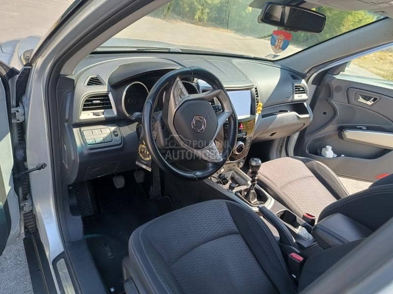 SsangYong Tivoli 1,6