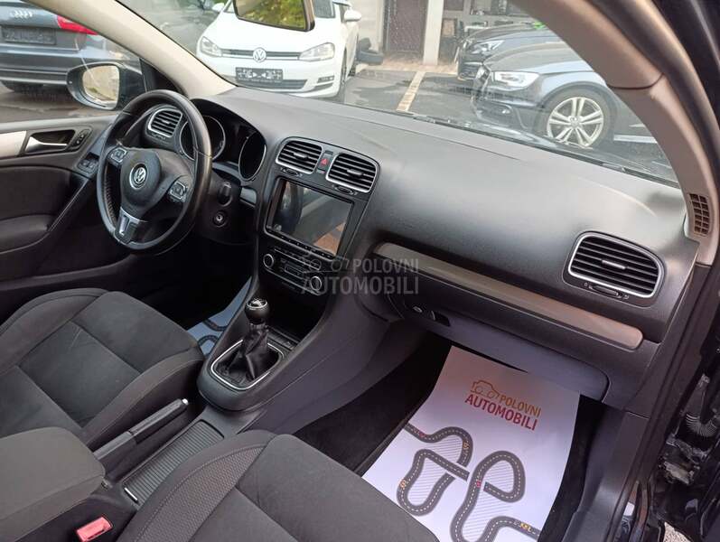 Volkswagen Golf 6 1,6 HIGHLINE