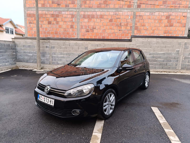 Volkswagen Golf 6 1,6 HIGHLINE