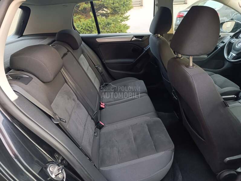 Volkswagen Golf 6 1,6 HIGHLINE
