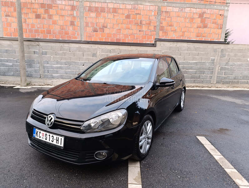 Volkswagen Golf 6 1,6 HIGHLINE