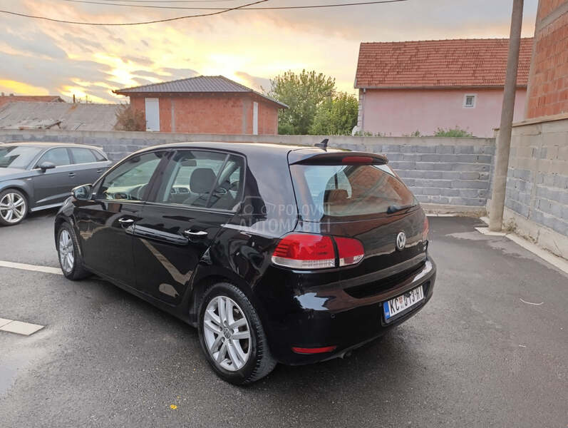 Volkswagen Golf 6 1,6 HIGHLINE