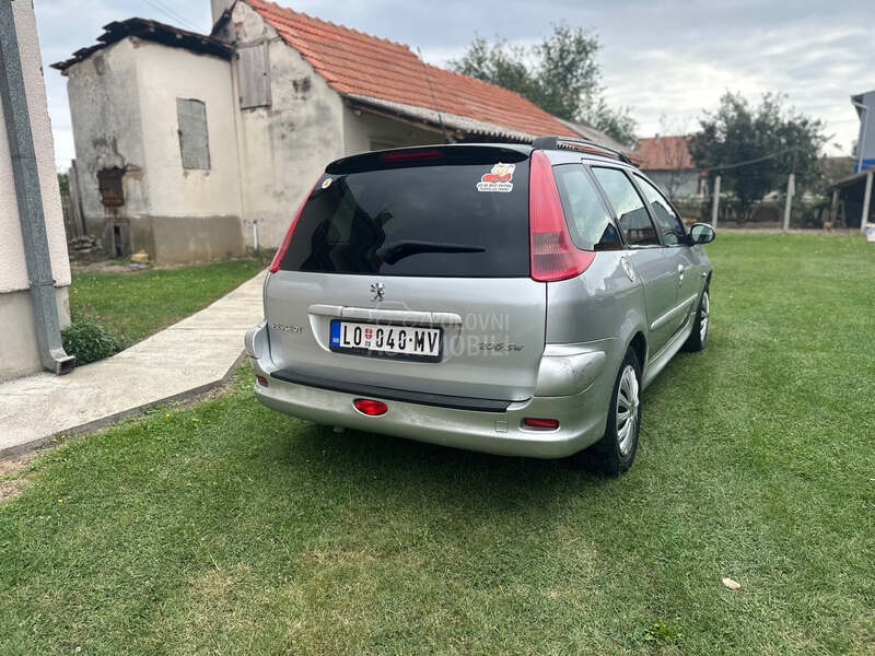 Peugeot 206 1,6