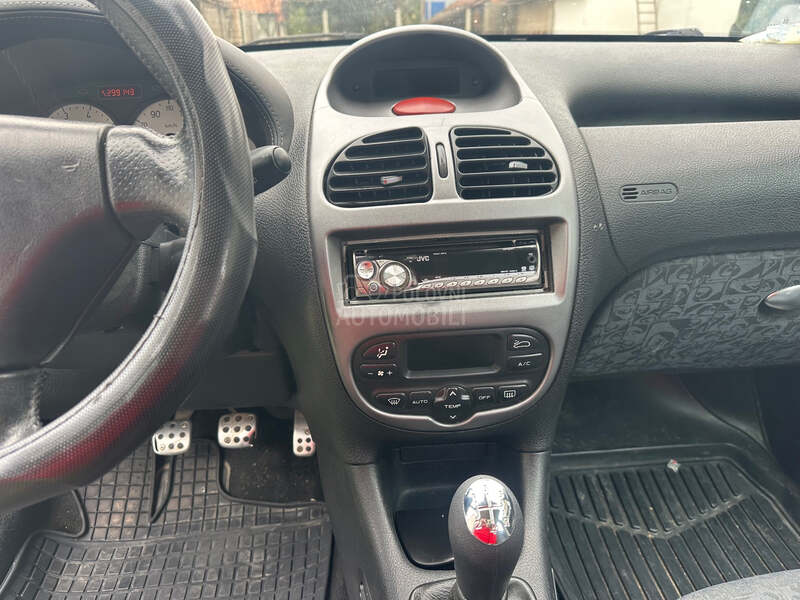 Peugeot 206 1,6